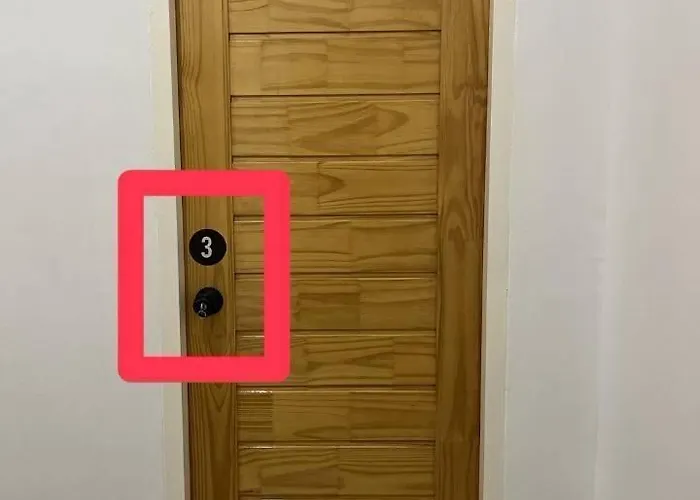 9 Mins To Bts Queen Bed Private - Share Bath *
